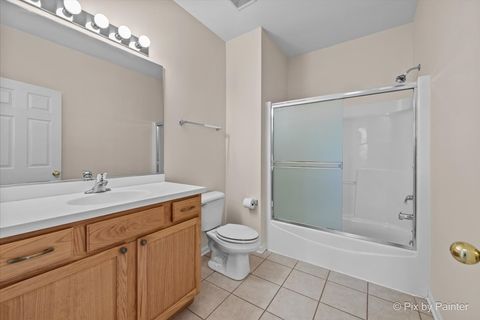 Tiny photo for 47 Regent Drive, Gilberts, IL 60136 (MLS # 12572486)