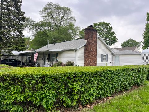 Photo of 31 Winding Lane, Rantoul, IL 61866 (MLS # 12633900)