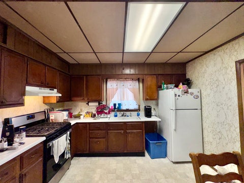 Tiny photo for 200 Jefferson Street, Henry, IL 61537 (MLS # 12714907)