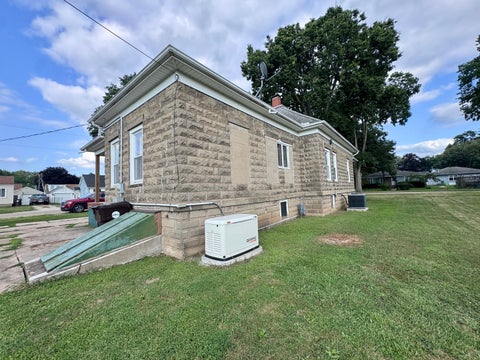Tiny photo for 200 Jefferson Street, Henry, IL 61537 (MLS # 12714907)