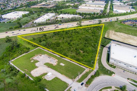 Vacant W Maple Street Mokena IL 60448