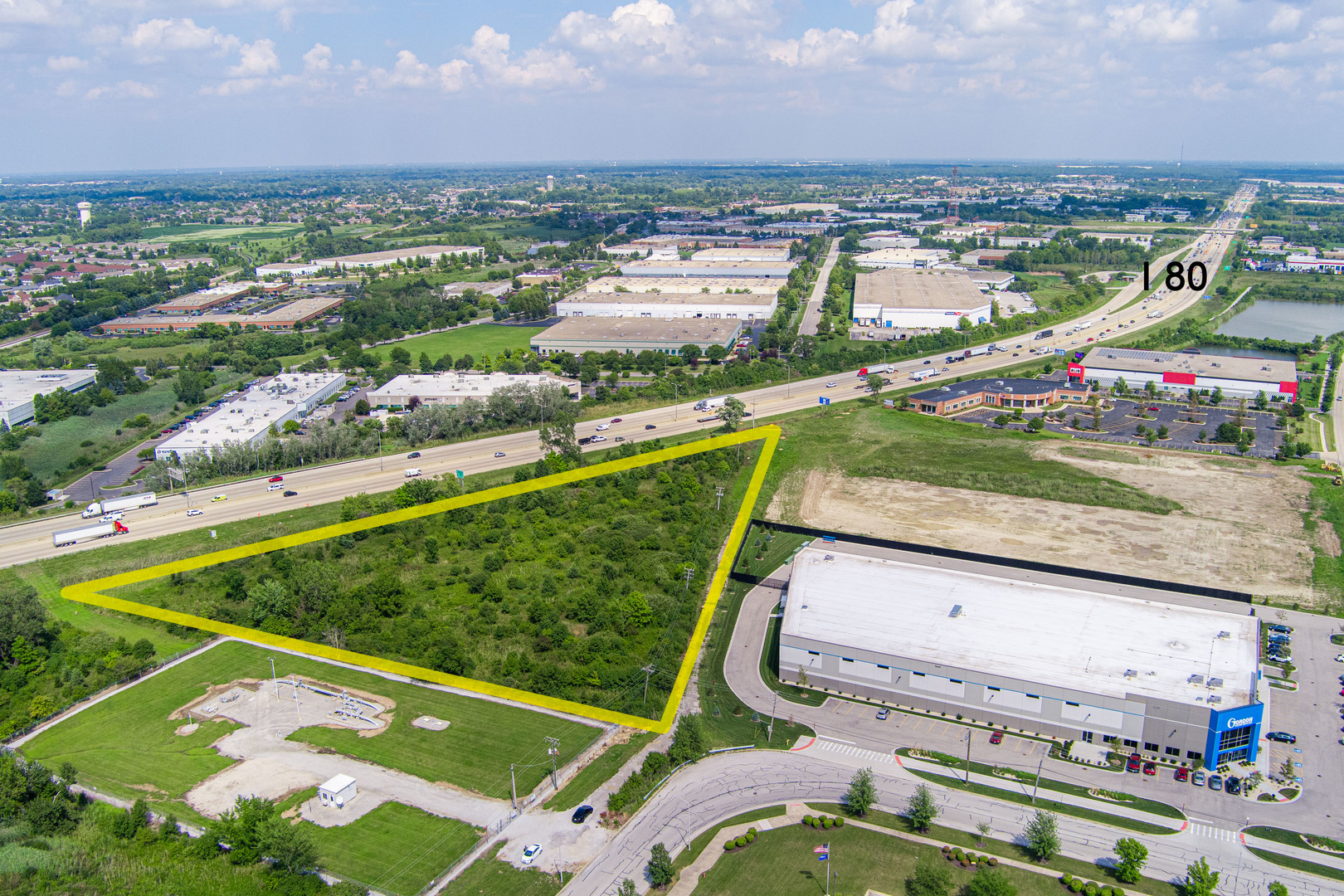 Vacant W Maple Street