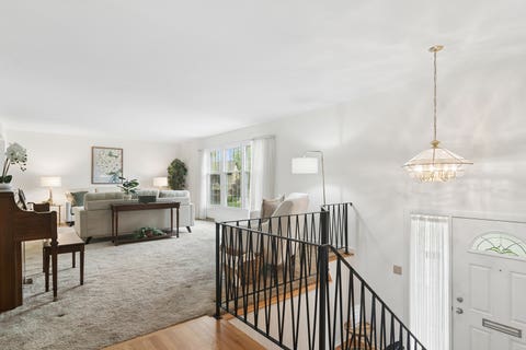 Tiny photo for 1000 W Hunting Drive, Palatine, IL 60067 (MLS # 12607026)