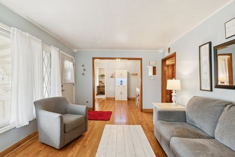 Tiny photo for 3129 Derrough Avenue, Melrose Park, IL 60164 (MLS # 12575455)