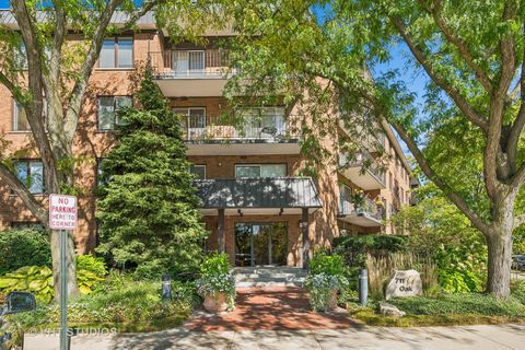 711 Oak Street 106 Winnetka IL 60093