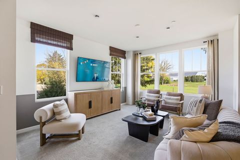 Tiny photo for 1992 Leiter Way #14004, Hoffman Estates, IL 60169 (MLS # 12594404)