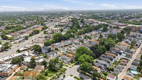 Tiny photo for 5457 N Monitor Avenue, Chicago, IL 60630 (MLS # 12693310)