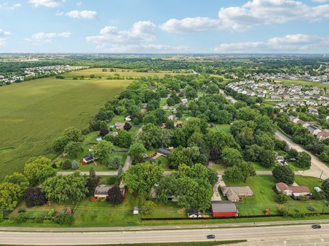 Tiny photo for 23 Oak Lawn Avenue, Yorkville, IL 60560 (MLS # 12525409)