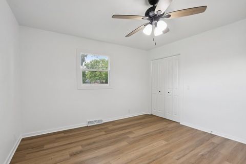 Tiny photo for 23 Oak Lawn Avenue, Yorkville, IL 60560 (MLS # 12525409)