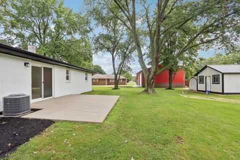 Tiny photo for 23 Oak Lawn Avenue, Yorkville, IL 60560 (MLS # 12525409)