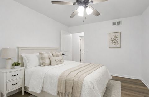 Tiny photo for 23 Oak Lawn Avenue, Yorkville, IL 60560 (MLS # 12525409)