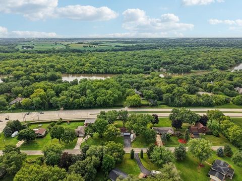 Tiny photo for 23 Oak Lawn Avenue, Yorkville, IL 60560 (MLS # 12525409)