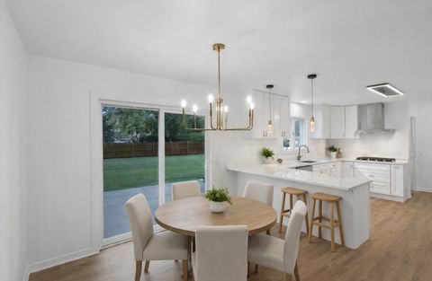 Tiny photo for 23 Oak Lawn Avenue, Yorkville, IL 60560 (MLS # 12525409)