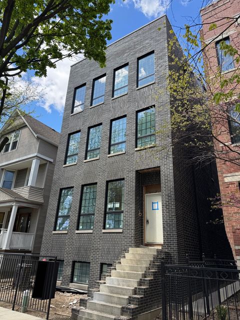 Tiny photo for 3820 N Damen Avenue #3, Chicago, IL 60618 (MLS # 12639848)
