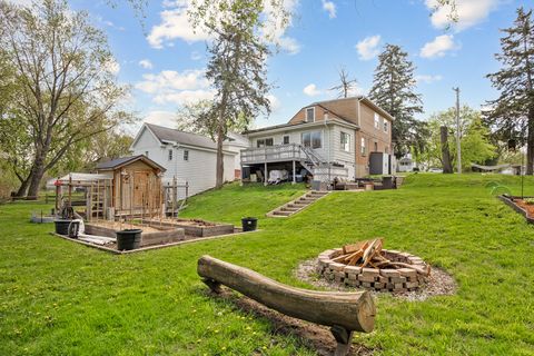 Tiny photo for 1020 Dean Street, St. Charles, IL 60174 (MLS # 12625321)