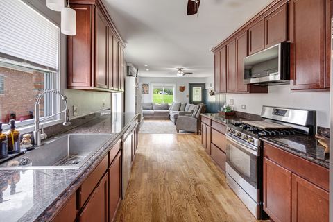 Tiny photo for 1020 Dean Street, St. Charles, IL 60174 (MLS # 12625321)