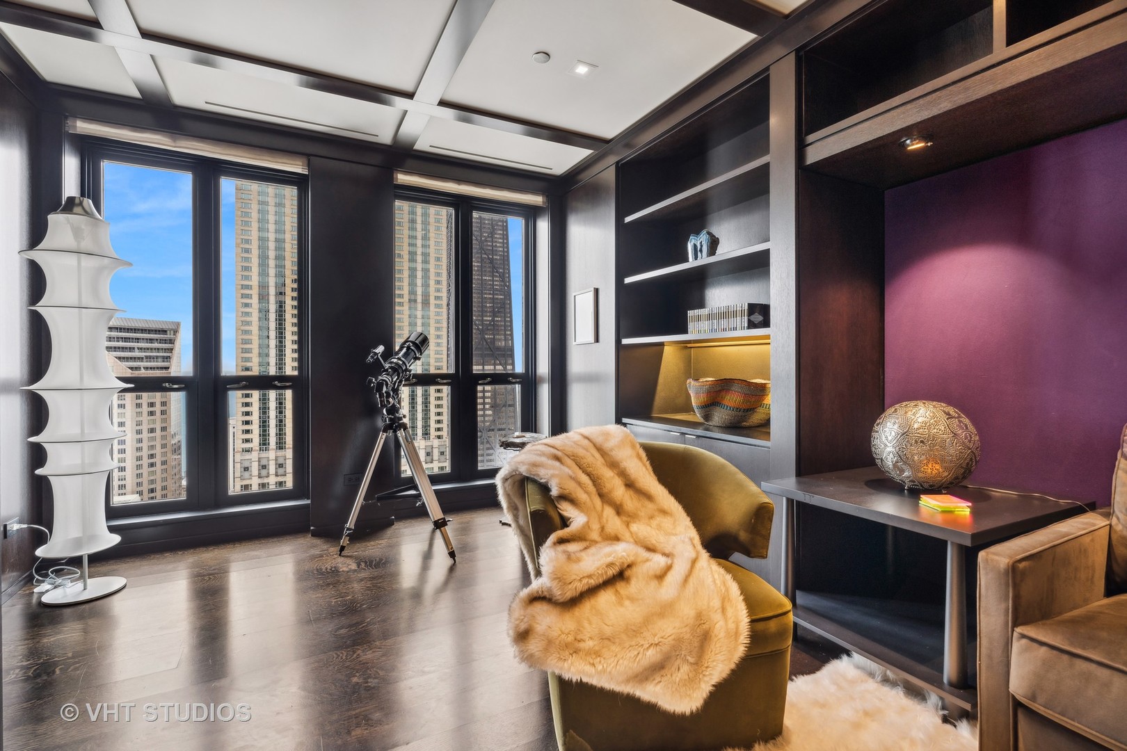 11 E Walton Street 4902