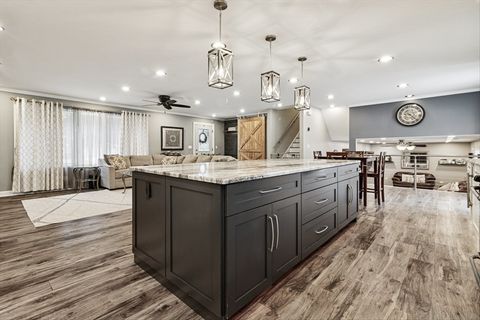 Tiny photo for 605 Edgebrook Drive, Shorewood, IL 60404 (MLS # 12502683)