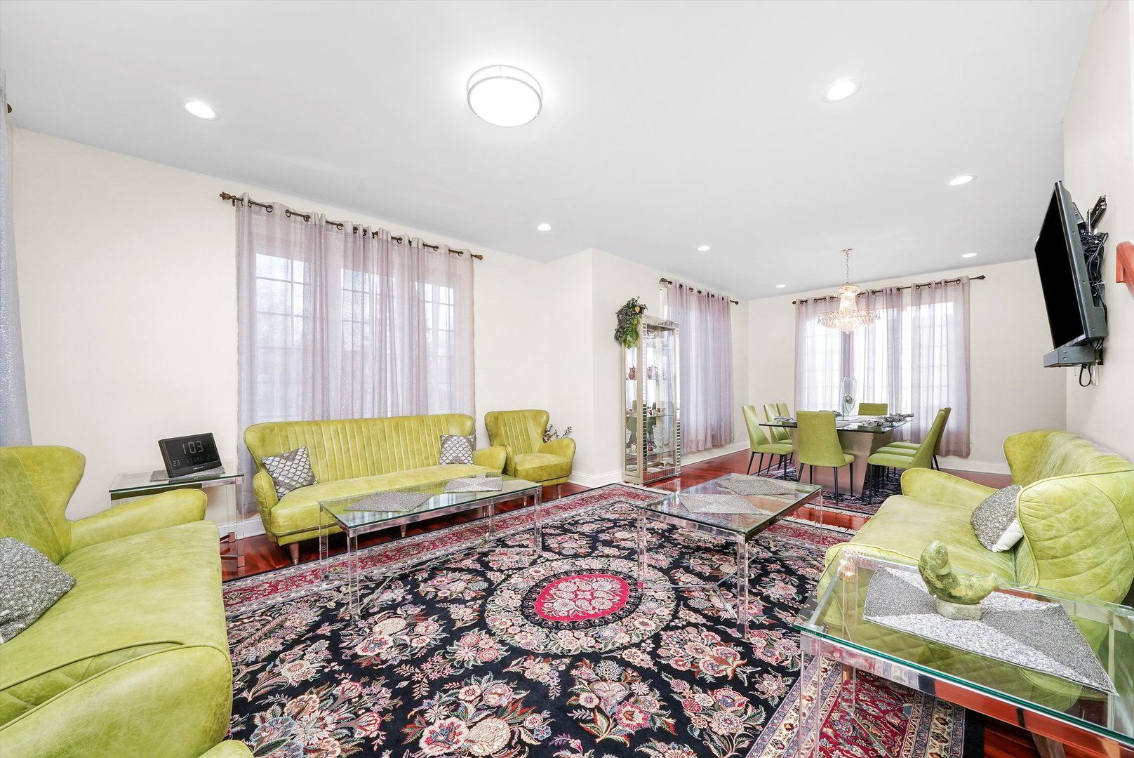 4001 Suffield Court