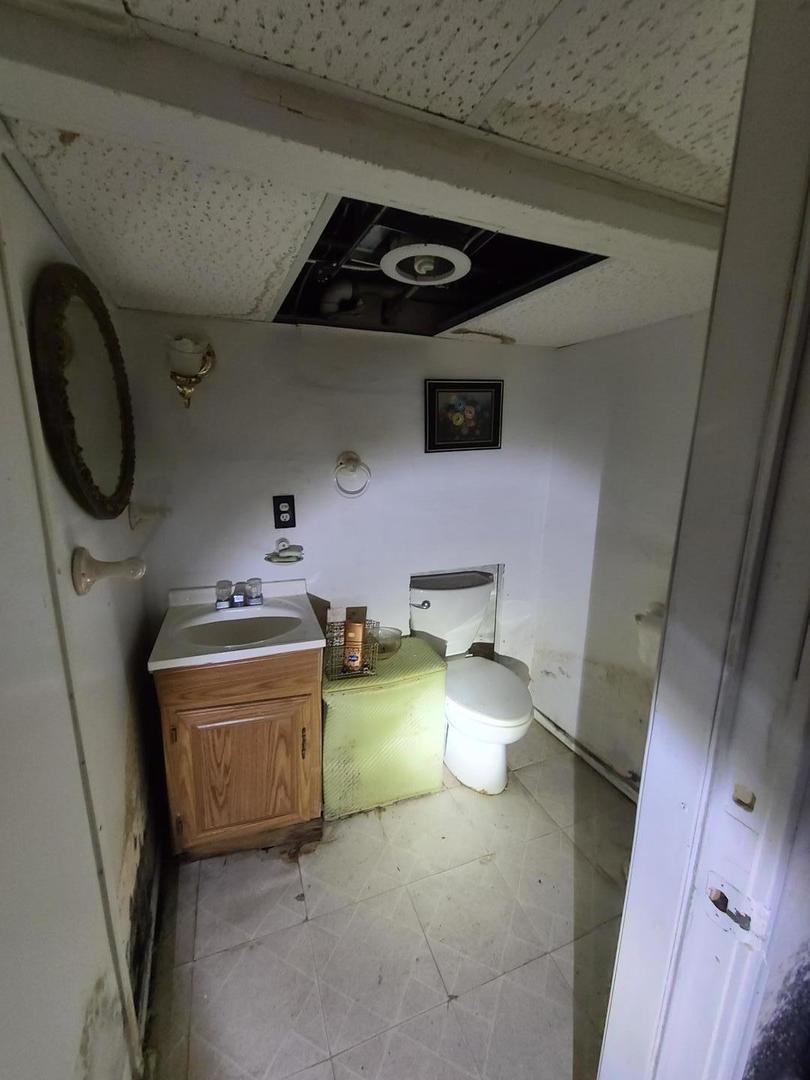 1834 Victoria Avenue