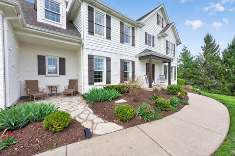 Tiny photo for 39W480 Abbey Glen Court, St. Charles, IL 60175 (MLS # 12622513)