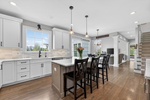 Tiny photo for 39W480 Abbey Glen Court, St. Charles, IL 60175 (MLS # 12622513)