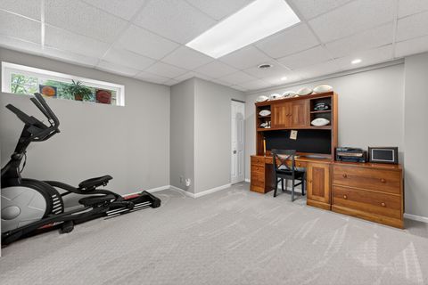 Tiny photo for 39W480 Abbey Glen Court, St. Charles, IL 60175 (MLS # 12622513)