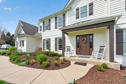 Tiny photo for 39W480 Abbey Glen Court, St. Charles, IL 60175 (MLS # 12622513)