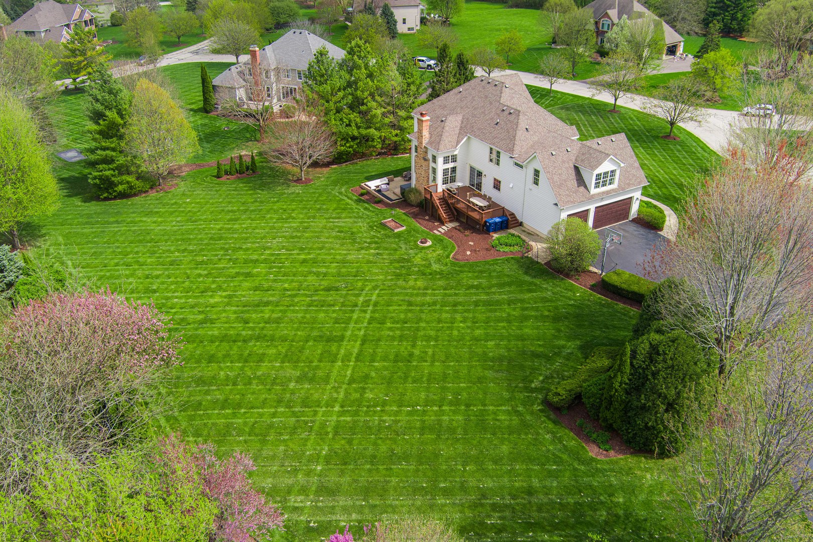 39W480 Abbey Glen Court