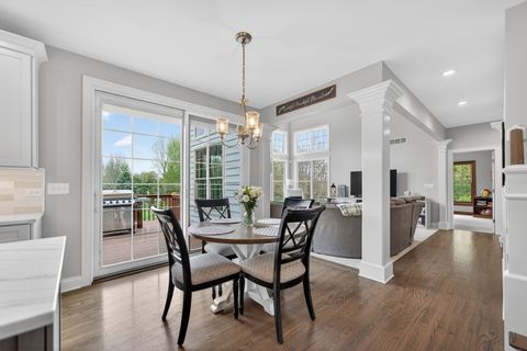 Tiny photo for 39W480 Abbey Glen Court, St. Charles, IL 60175 (MLS # 12622513)