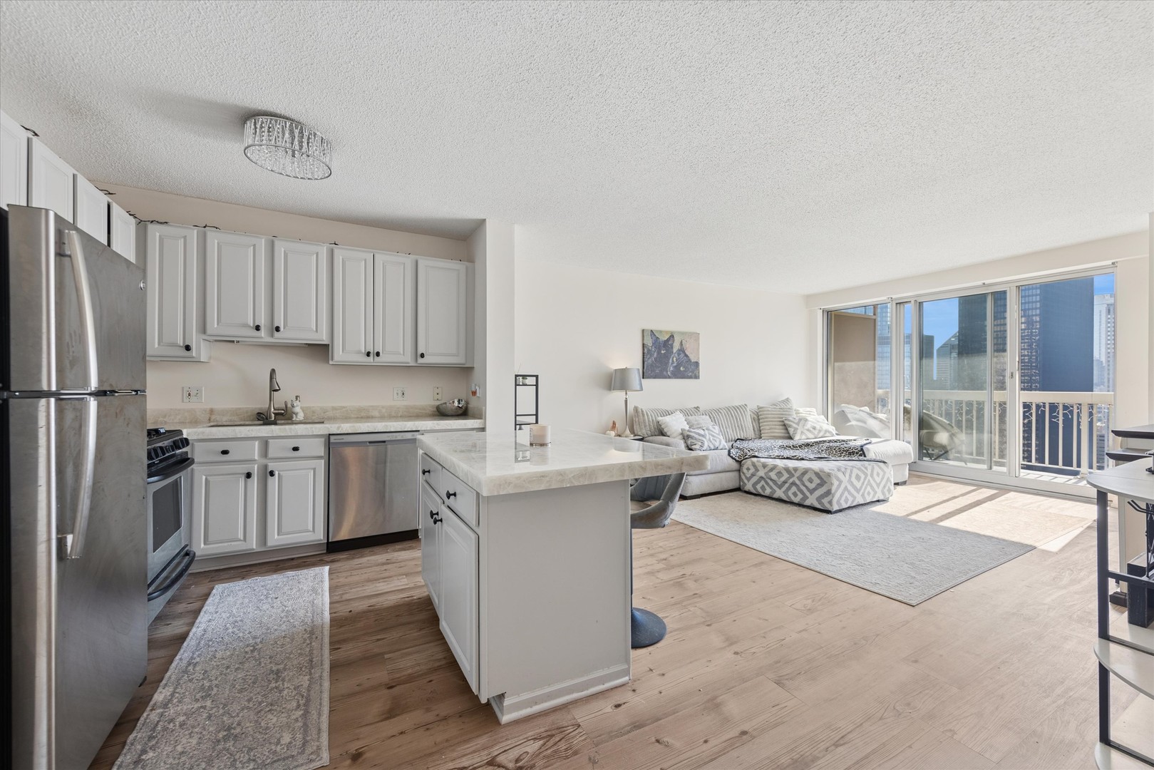 545 N Dearborn Street 3206