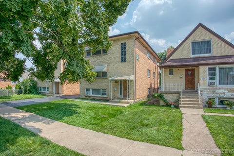 Tiny photo for 1617 N 35th Avenue, Melrose Park, IL 60160 (MLS # 12666849)