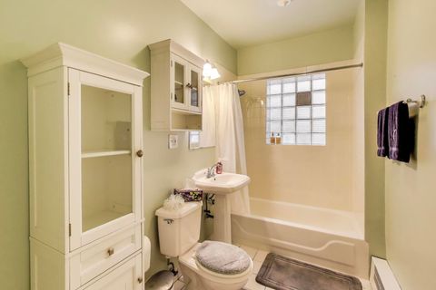 Tiny photo for 2322 W Farwell Avenue #1W, Chicago, IL 60645 (MLS # 12508557)