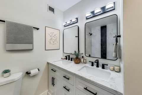 Tiny photo for 1636 N Wells Street #3007, Chicago, IL 60614 (MLS # 12403798)