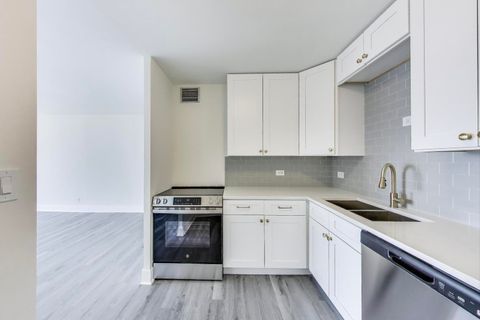 Tiny photo for 1636 N Wells Street #3007, Chicago, IL 60614 (MLS # 12403798)