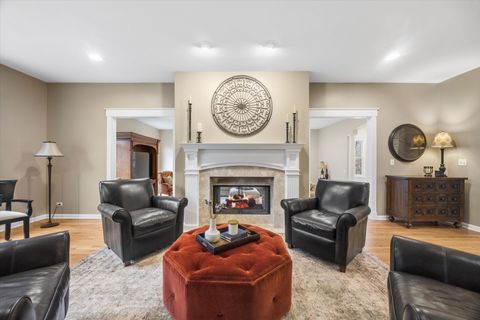 Tiny photo for 9025 Darien Woods Court, Darien, IL 60561 (MLS # 12609522)