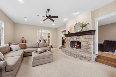 Tiny photo for 9025 Darien Woods Court, Darien, IL 60561 (MLS # 12609522)