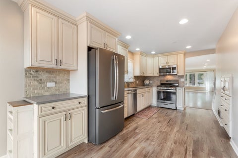 Tiny photo for 4600 W 101st Street, Oak Lawn, IL 60453 (MLS # 12775751)