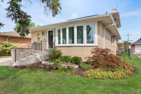 Tiny photo for 4600 W 101st Street, Oak Lawn, IL 60453 (MLS # 12775751)