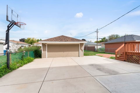 Tiny photo for 4600 W 101st Street, Oak Lawn, IL 60453 (MLS # 12775751)