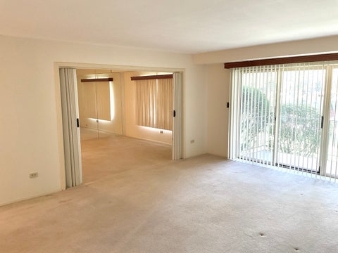 Tiny photo for 200 S Dee Road #1A, Park Ridge, IL 60068 (MLS # 12772610)