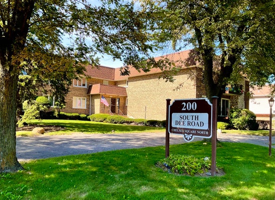 200 S DEE RD APT 1A, PARK RIDGE, IL 60068 - Image f33b819d9507705bc44c8d3caf60d6d4/841992485