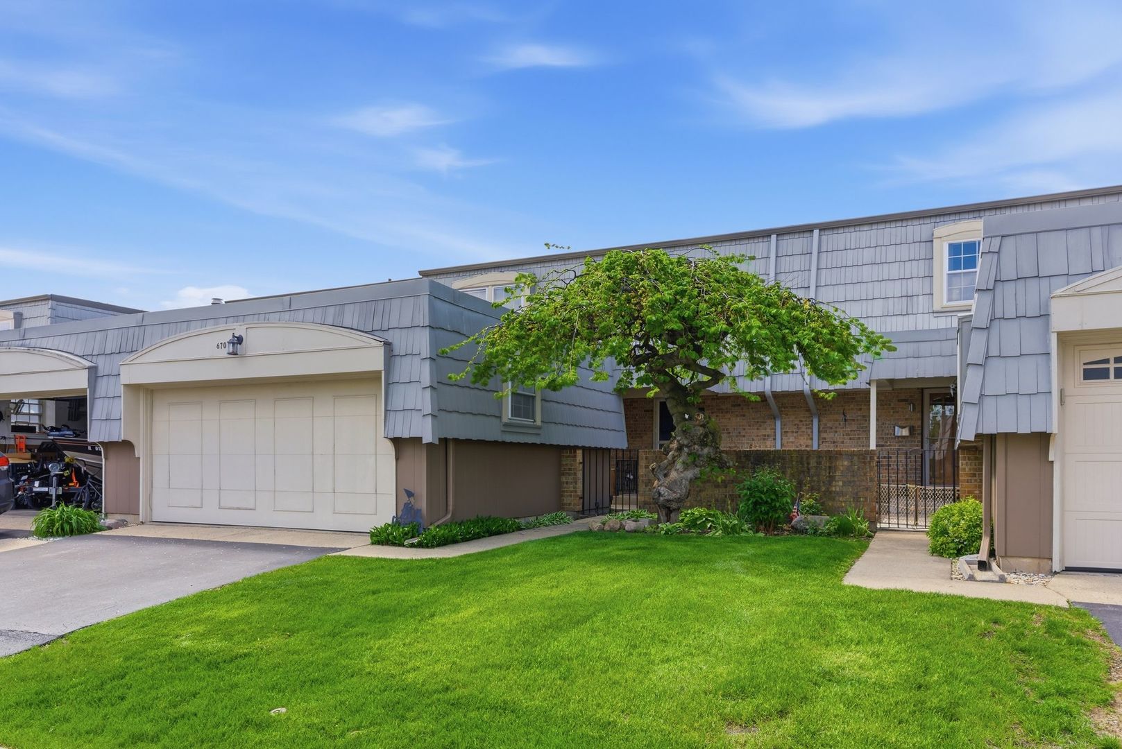 670 Versailles Circle D