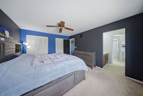 Tiny photo for 670 Versailles Circle #D, Elk Grove Village, IL 60007 (MLS # 12622627)