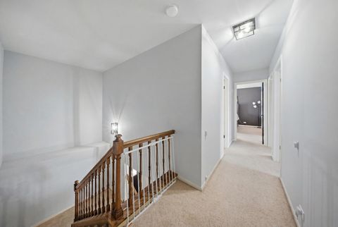 Tiny photo for 670 Versailles Circle #D, Elk Grove Village, IL 60007 (MLS # 12622627)