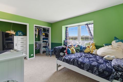 Tiny photo for 670 Versailles Circle #D, Elk Grove Village, IL 60007 (MLS # 12622627)