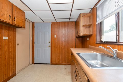 Tiny photo for 417 Lakewood Boulevard, Park Forest, IL 60466 (MLS # 12467423)