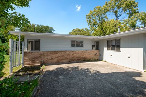 Tiny photo for 417 Lakewood Boulevard, Park Forest, IL 60466 (MLS # 12467423)