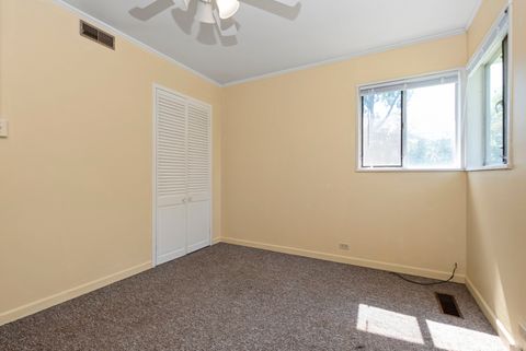 Tiny photo for 417 Lakewood Boulevard, Park Forest, IL 60466 (MLS # 12467423)