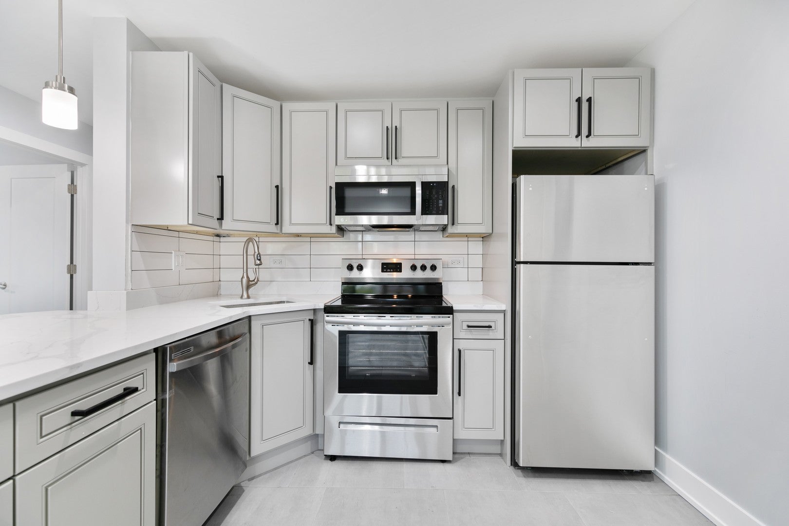 1301 W Estes Avenue 4E